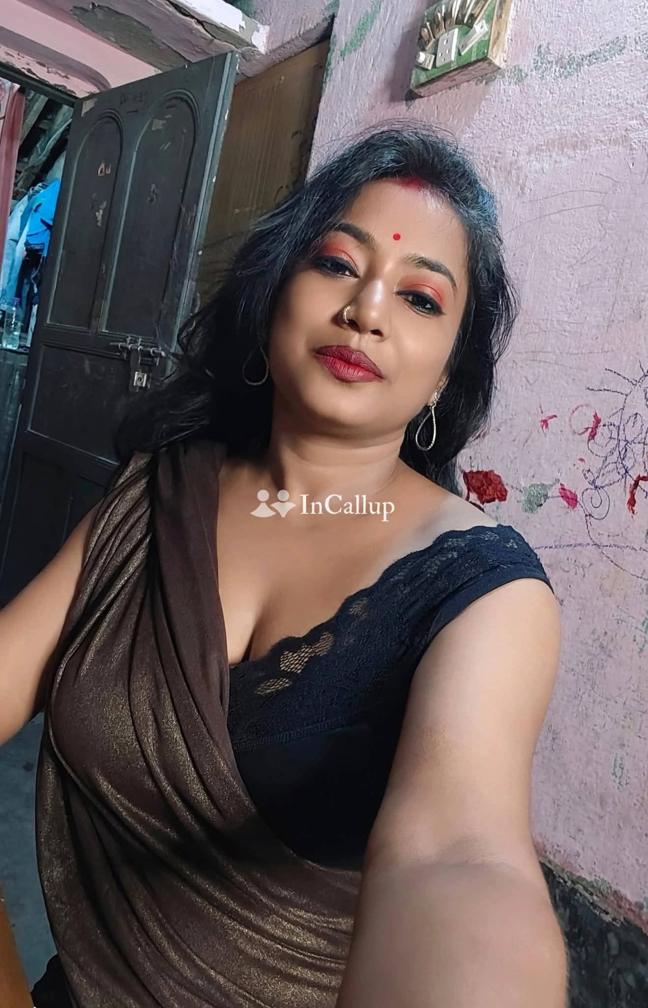 sensual videocall experiences with stunning rekha from mumbai 29 years slim beauty awaits you - Call Girls in mumbai mh_i