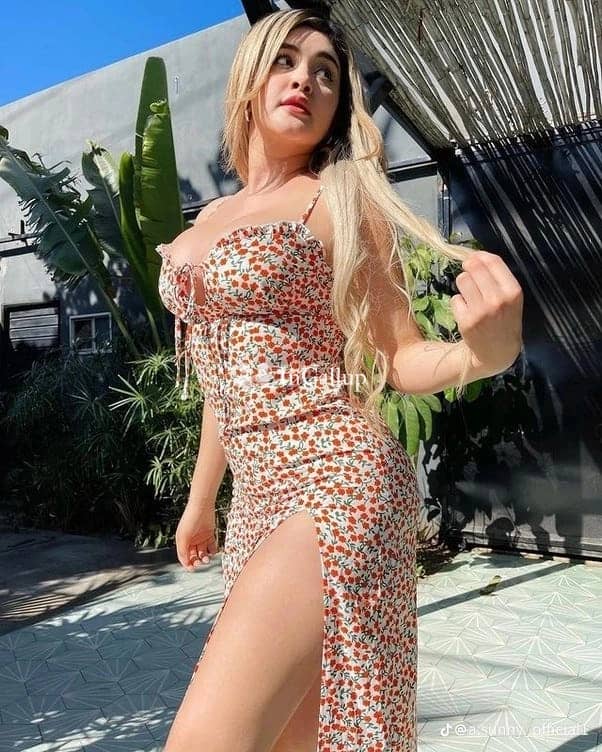 explore unforgettable pleasures with preeti your alluring new delhi girlfriend experience companion at 20 - Call Girls in New Delhi