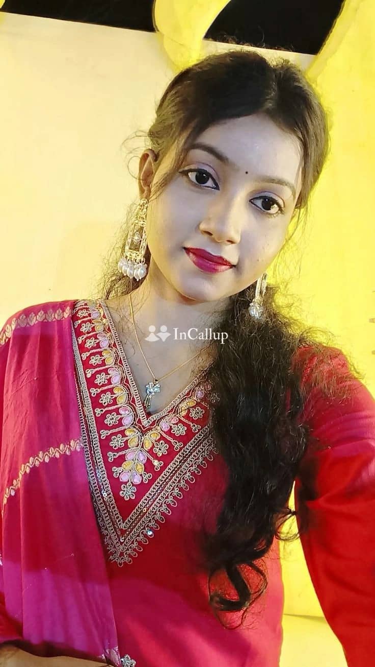 experience ultimate pleasure with sanvi sharma in prayagraj your ideal girlfriend for unforgettable moments - Call Girls in Prayagraj