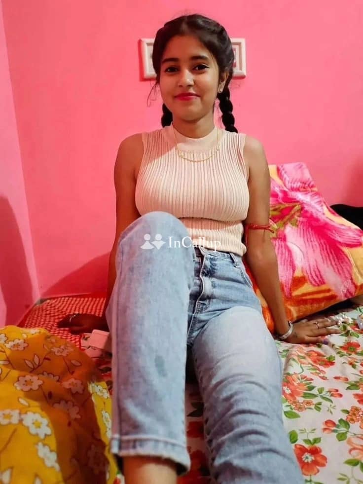 sensational 21 year old call girl in ramgarh ready to fulfill your fantasies with curvy allure and captivating services - Call Girls in ramgarh jh_i