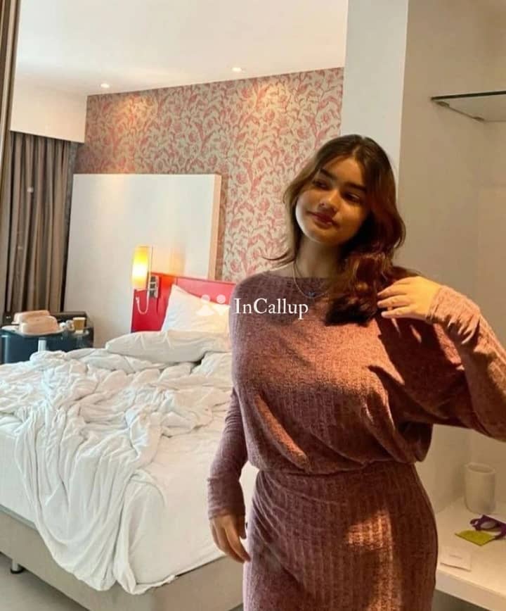 explore pleasure with 22yearold riya patel in ranchi offering girlfriend experience and sensual massages - Call Girls in ranchi escort service