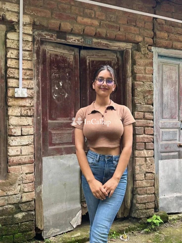 explore unforgettable encounters with simran kapoor your alluring companion in serampore awaits - Call Girls in Serampore