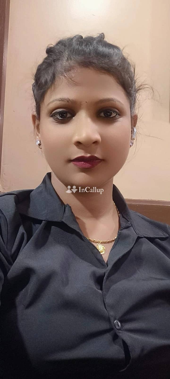 experience ultimate pleasure with surats seductive girlfriend services in surat gjk feel the passion unfold - Call Girls in surat gj_k