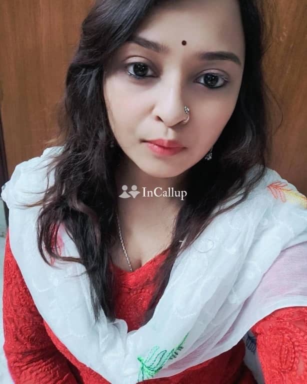 exquisite vijayawada escort se offers unforgettable experiences with a stunning 22 year old beauty - Call Girls in Vijayawada